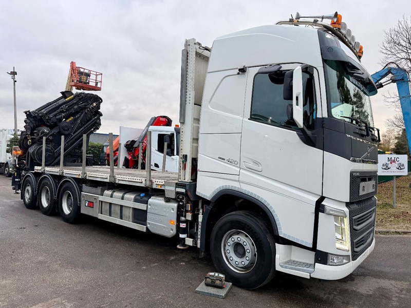Volvo FH 420 8x4 TRIDEM + (31m!) CRANE HIAB 858 E-7 + JIB X-5 + WINCH - 114.000km - BE TRUCK - Camion grue: photos 4 Volvo FH 420 8x4 TRIDEM + (31m!) CRANE HIAB 858 E-7 + JIB X-5 + WINCH - 114.000km - BE TRUCK - Camion grue: photos 4