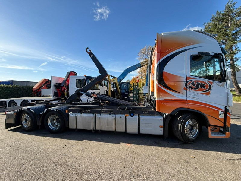 Volvo FH 460 6x2 GLOBE XL AJK HOOKLIFT - *FULL AIR* - DYNAMIC STEERING - I PARK COOL - LIFT + STEERING - ALCOA - BE TRUCK - TOP CONDITION - Camion ampliroll: photos 4 Volvo FH 460 6x2 GLOBE XL AJK HOOKLIFT - *FULL AIR* - DYNAMIC STEERING - I PARK COOL - LIFT + STEERING - ALCOA - BE TRUCK - TOP CONDITION - Camion ampliroll: photos 4