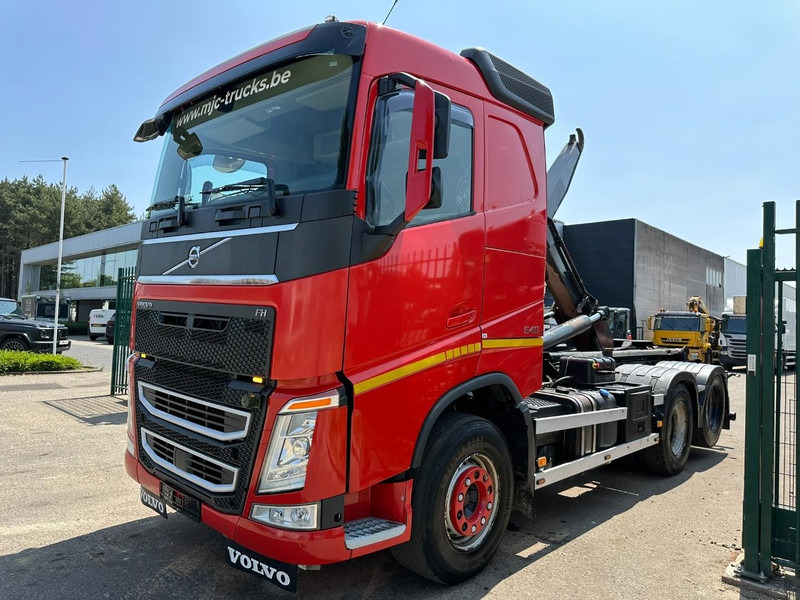 Volvo FH 540 6x4 HOOKLIFT 20T - RETARDER - LIFT AXLE - I-park Cool - SLEEPERCAB - E6 - BE TRUCK - Camion ampliroll: photos 3 Volvo FH 540 6x4 HOOKLIFT 20T - RETARDER - LIFT AXLE - I-park Cool - SLEEPERCAB - E6 - BE TRUCK - Camion ampliroll: photos 3