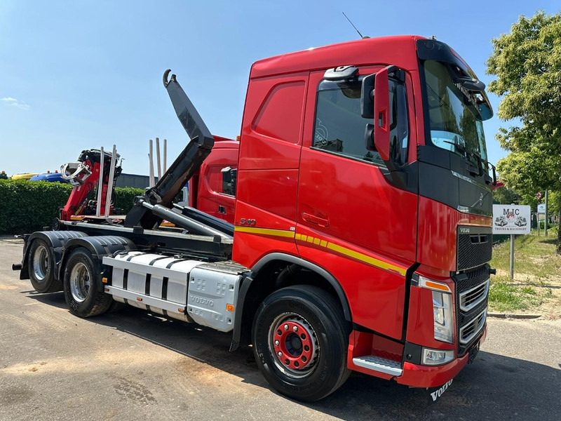 Volvo FH 540 6x4 HOOKLIFT 20T - RETARDER - LIFT AXLE - I-park Cool - SLEEPERCAB - E6 - BE TRUCK - Camion ampliroll: photos 1 Volvo FH 540 6x4 HOOKLIFT 20T - RETARDER - LIFT AXLE - I-park Cool - SLEEPERCAB - E6 - BE TRUCK - Camion ampliroll: photos 1