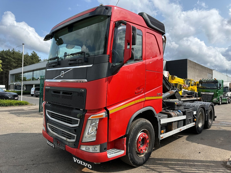 Volvo FH 540 6x4 HOOKLIFT 20T - RETARDER - LIFT AXLE - I-park Cool - SLEEPERCAB - E6 - BE TRUCK - Camion ampliroll: photos 3 Volvo FH 540 6x4 HOOKLIFT 20T - RETARDER - LIFT AXLE - I-park Cool - SLEEPERCAB - E6 - BE TRUCK - Camion ampliroll: photos 3