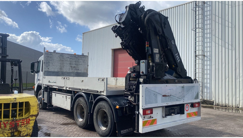 Volvo FM 300 6x4 + (25.8m!) CRANE HIAB 245 E-5 + JIB 65 X-3 + 2 ME - *228.000km* - MANUAL - A/C - EURO 3 - BELGIAN TRUCK - Camion grue: photos 3 Volvo FM 300 6x4 + (25.8m!) CRANE HIAB 245 E-5 + JIB 65 X-3 + 2 ME - *228.000km* - MANUAL - A/C - EURO 3 - BELGIAN TRUCK - Camion grue: photos 3