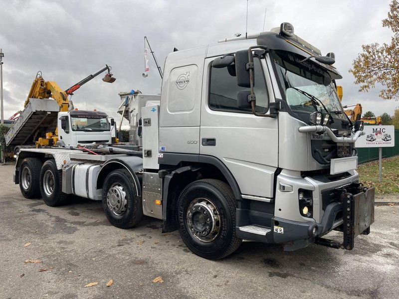 Volvo FMX 500 8x4 RETARDER - HAAKSYSTEEM / HOOKSYSTEM / ROLL-OFF / ABROLLKIPPER / GANCHO - 369.000km - HUB REDUCTION - Camion ampliroll: photos 1 Volvo FMX 500 8x4 RETARDER - HAAKSYSTEEM / HOOKSYSTEM / ROLL-OFF / ABROLLKIPPER / GANCHO - 369.000km - HUB REDUCTION - Camion ampliroll: photos 1