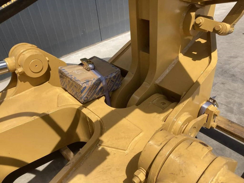 Cat D8N - Accessoire pour Engins de chantier: photos 4 Cat D8N - Accessoire pour Engins de chantier: photos 4