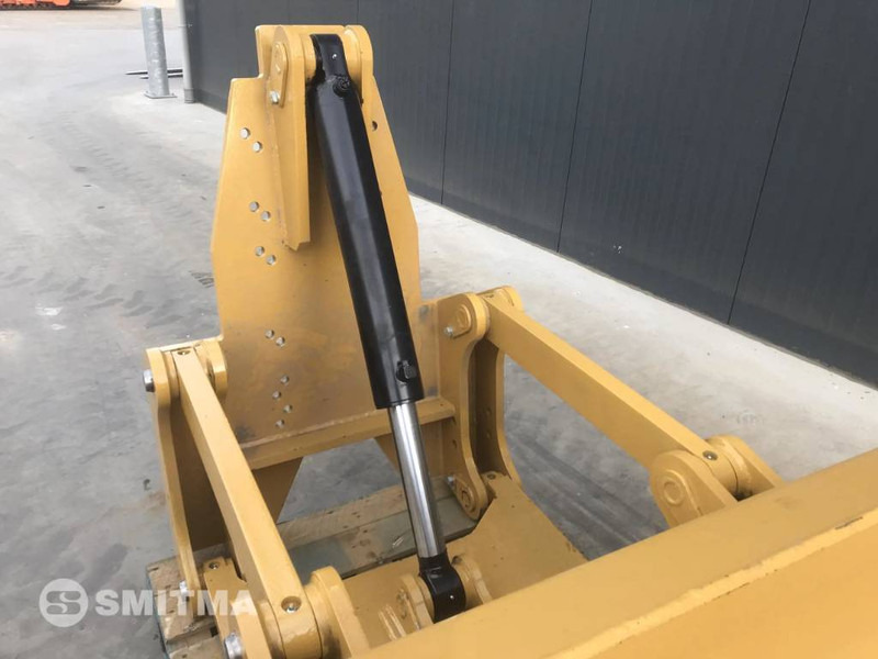 Cat 160M3 - Lame pour Engins de chantier: photos 5 Cat 160M3 - Lame pour Engins de chantier: photos 5