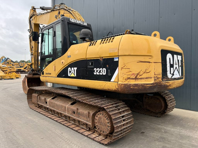 Cat 323D L - Pelle sur chenille: photos 3 Cat 323D L - Pelle sur chenille: photos 3
