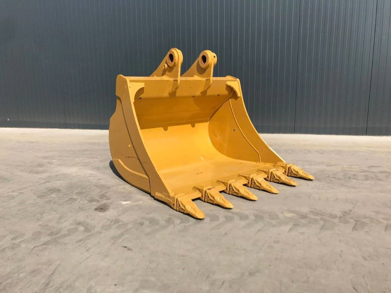 Cat 323D2 1.40m - Godet pour Engins de chantier: photos 2 Cat 323D2 1.40m - Godet pour Engins de chantier: photos 2