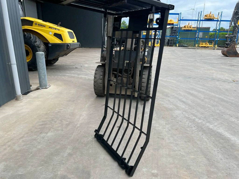 Cat 349D Guard - Cabine et intérieur pour Engins de chantier: photos 3 Cat 349D Guard - Cabine et intérieur pour Engins de chantier: photos 3