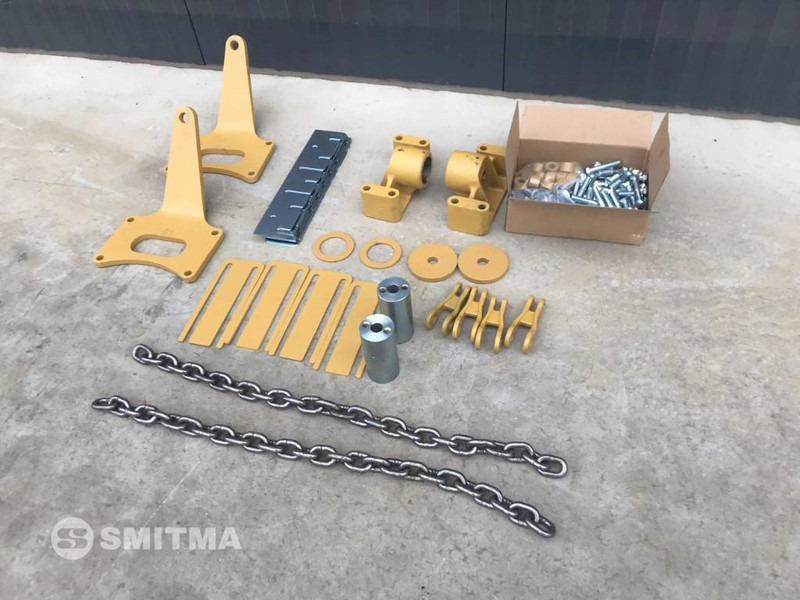 Cat 745 - Hayon élévateur pour Engins de chantier: photos 3 Cat 745 - Hayon élévateur pour Engins de chantier: photos 3