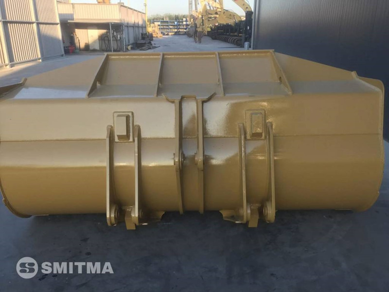 Cat 950G - Godet pour Engins de chantier: photos 2 Cat 950G - Godet pour Engins de chantier: photos 2