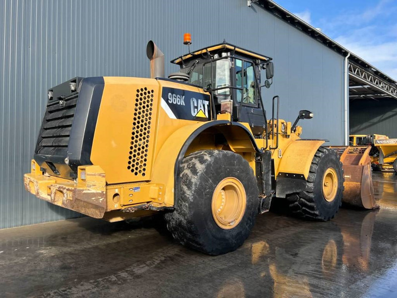 Cat 966K - Chargeuse sur pneus: photos 4 Cat 966K - Chargeuse sur pneus: photos 4