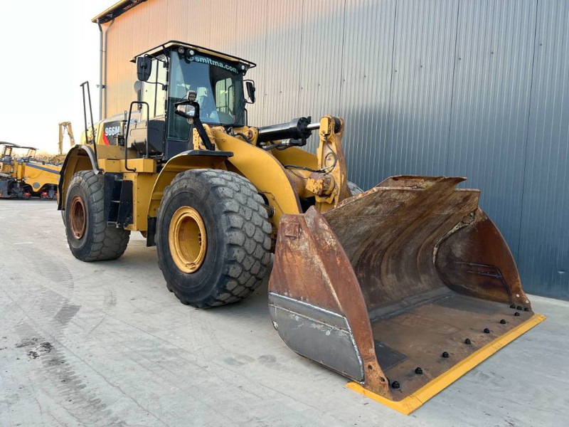 Cat 966M - Chargeuse sur pneus: photos 3 Cat 966M - Chargeuse sur pneus: photos 3
