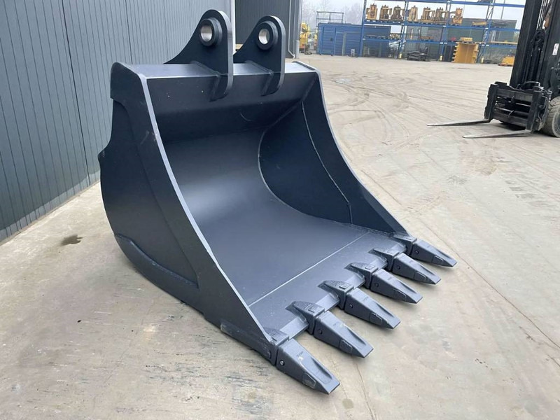 Komatsu PC290 - Godet pour Engins de chantier: photos 3 Komatsu PC290 - Godet pour Engins de chantier: photos 3