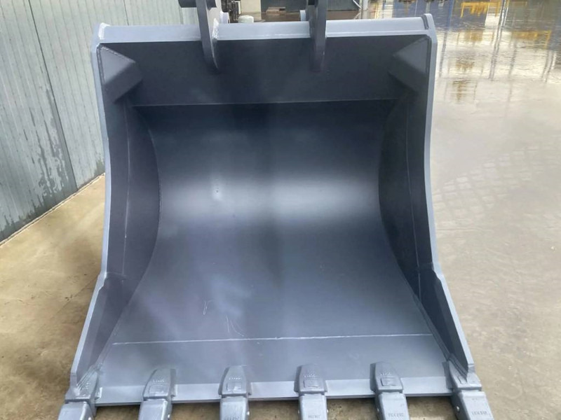 Komatsu PC350 - Godet pour Engins de chantier: photos 4 Komatsu PC350 - Godet pour Engins de chantier: photos 4