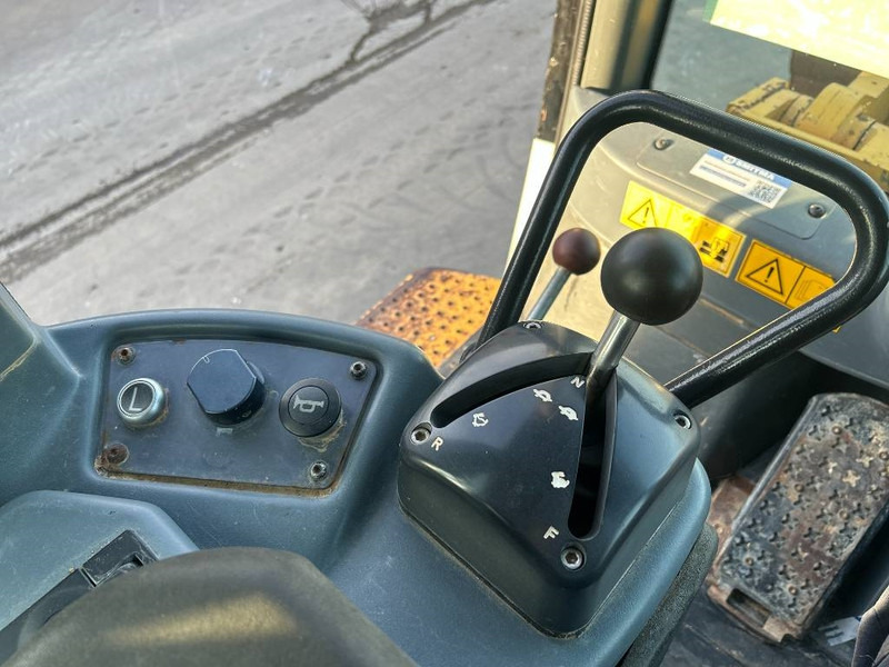 Liebherr LR634 - Chargeuse sur chenilles: photos 3 Liebherr LR634 - Chargeuse sur chenilles: photos 3