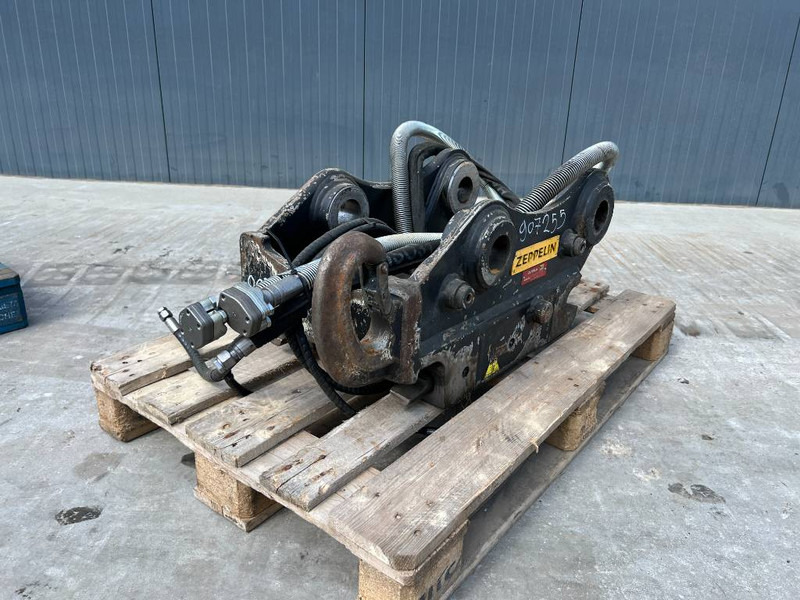 OilQuick OQ65 - M314F / M316F / M318F - Attache rapide pour Engins de chantier: photos 1 OilQuick OQ65 - M314F / M316F / M318F - Attache rapide pour Engins de chantier: photos 1