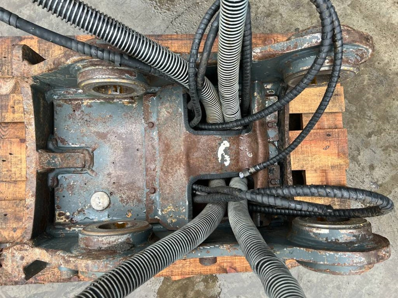 Attache rapide pour Engins de chantier OilQuick OQ70/55 - 323D: photos 14 Attache rapide pour Engins de chantier OilQuick OQ70/55 - 323D: photos 14