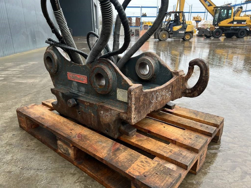 OilQuick OQ70/55 - 323D - Attache rapide pour Engins de chantier: photos 3 OilQuick OQ70/55 - 323D - Attache rapide pour Engins de chantier: photos 3