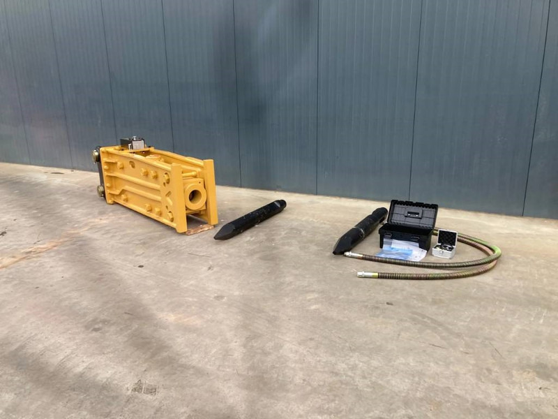 Smitma S140 / Caterpillar 320 / 323 - Volvo EC210 - Marteau hydraulique pour Engins de chantier: photos 4 Smitma S140 / Caterpillar 320 / 323 - Volvo EC210 - Marteau hydraulique pour Engins de chantier: photos 4