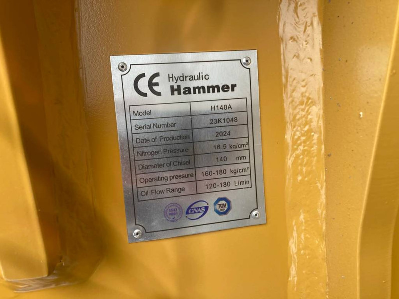 Smitma S140 / Caterpillar 320 / 323 - Volvo EC210 - Marteau hydraulique pour Engins de chantier: photos 5 Smitma S140 / Caterpillar 320 / 323 - Volvo EC210 - Marteau hydraulique pour Engins de chantier: photos 5