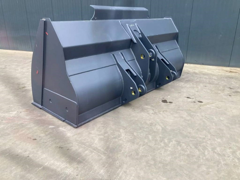 Volvo L110H - Godet pour Engins de chantier: photos 2 Volvo L110H - Godet pour Engins de chantier: photos 2