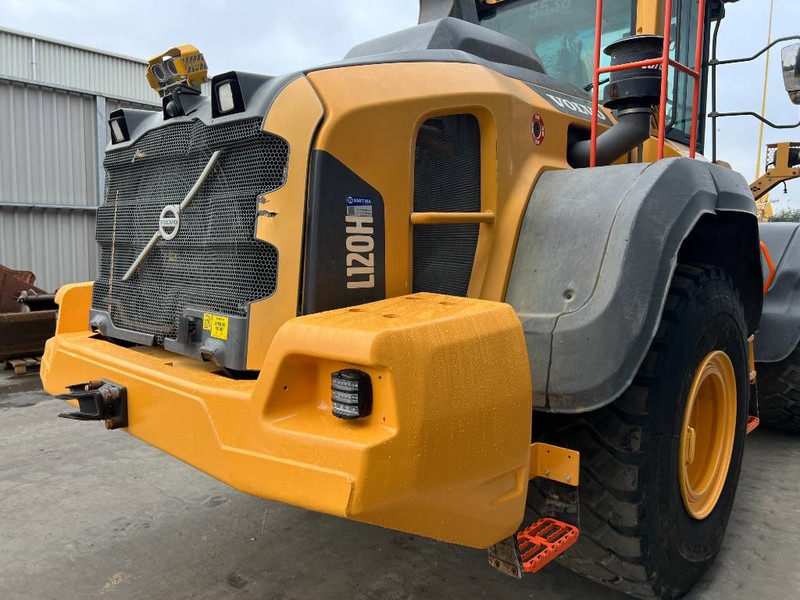 Volvo L120H - Chargeuse sur pneus: photos 5 Volvo L120H - Chargeuse sur pneus: photos 5