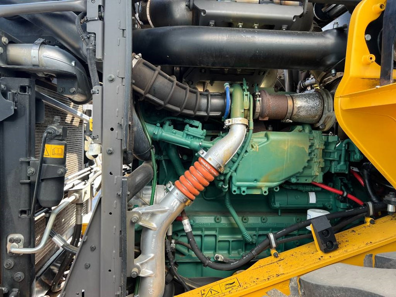 Volvo L90H - Chargeuse sur pneus: photos 4 Volvo L90H - Chargeuse sur pneus: photos 4