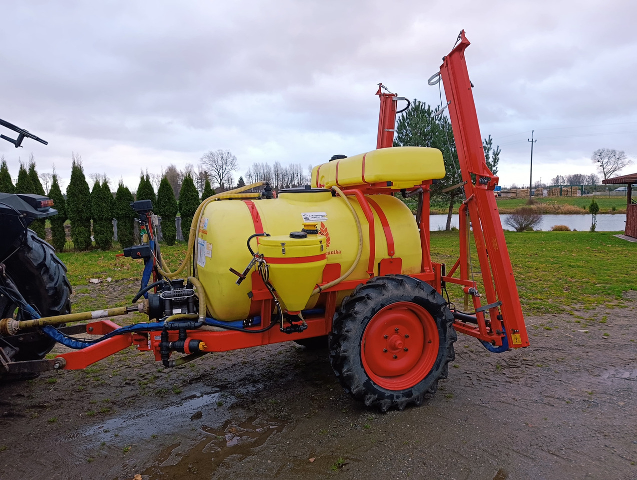 AGROMECHANIKA AGS 1500 EN - Pulvérisateur: photos 1 AGROMECHANIKA AGS 1500 EN - Pulvérisateur: photos 1