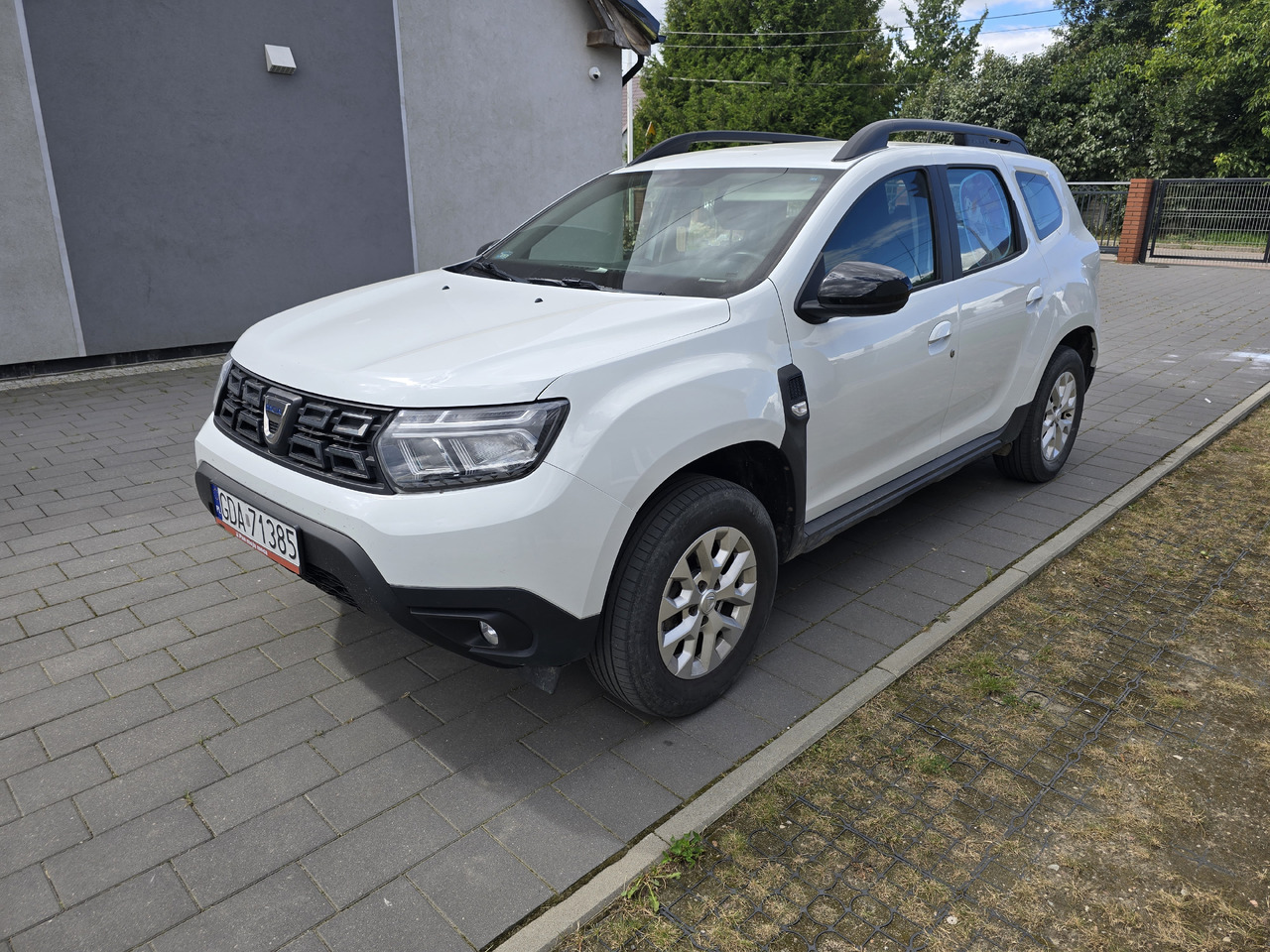 DACIA DUSTER 1.0 + LPG - Voiture: photos 3 DACIA DUSTER 1.0 + LPG - Voiture: photos 3