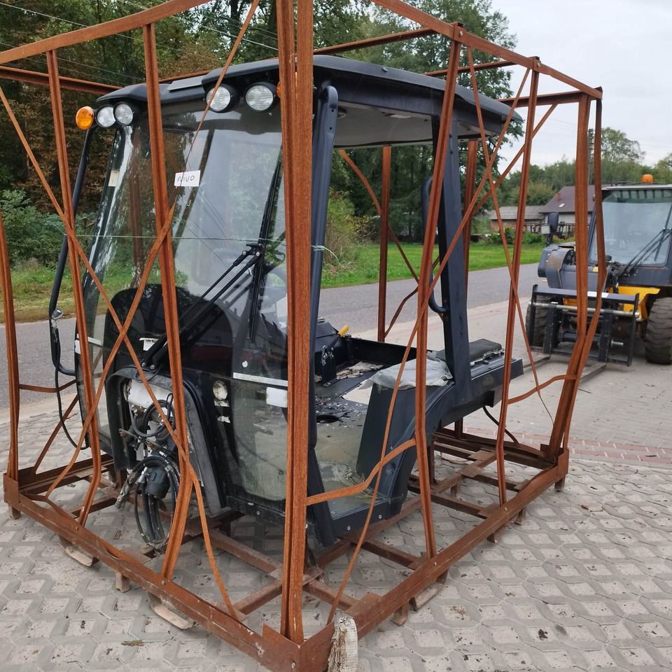 JCB CX - Tractopelle: photos 1 JCB CX - Tractopelle: photos 1