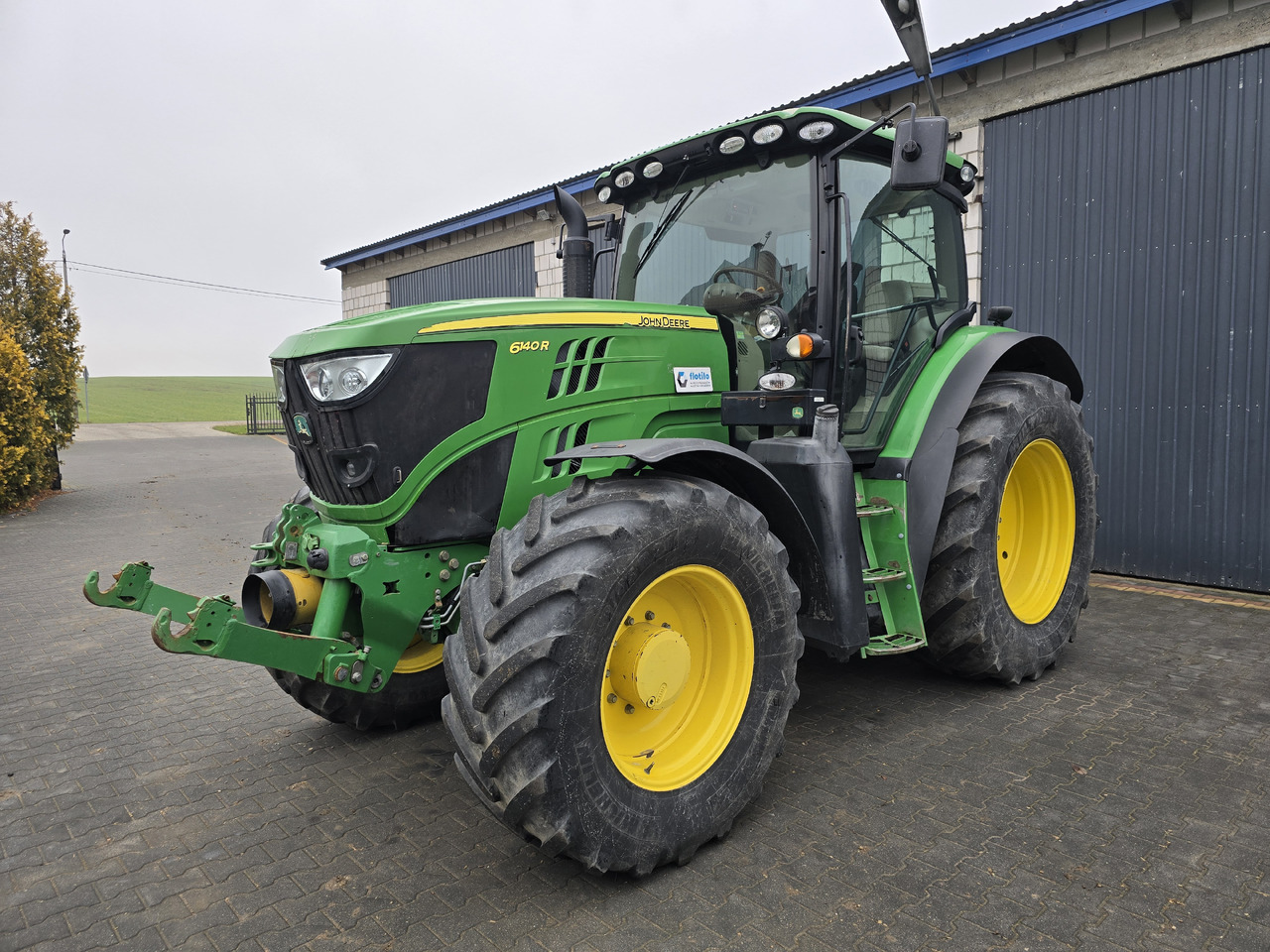 JOHN DEERE 6140R - Tracteur agricole: photos 4 JOHN DEERE 6140R - Tracteur agricole: photos 4