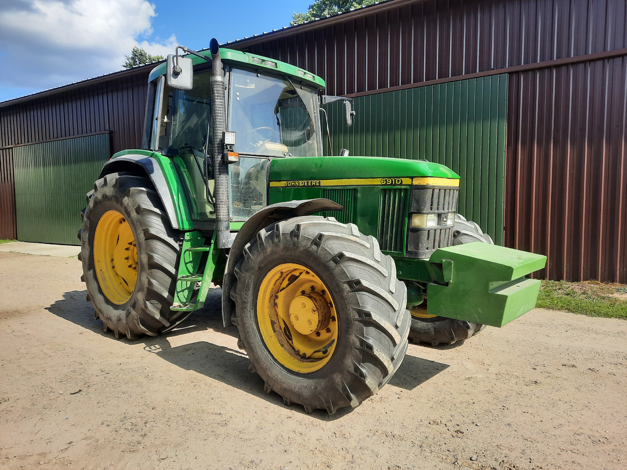 JOHN DEERE 6910 - Tracteur agricole: photos 4 JOHN DEERE 6910 - Tracteur agricole: photos 4