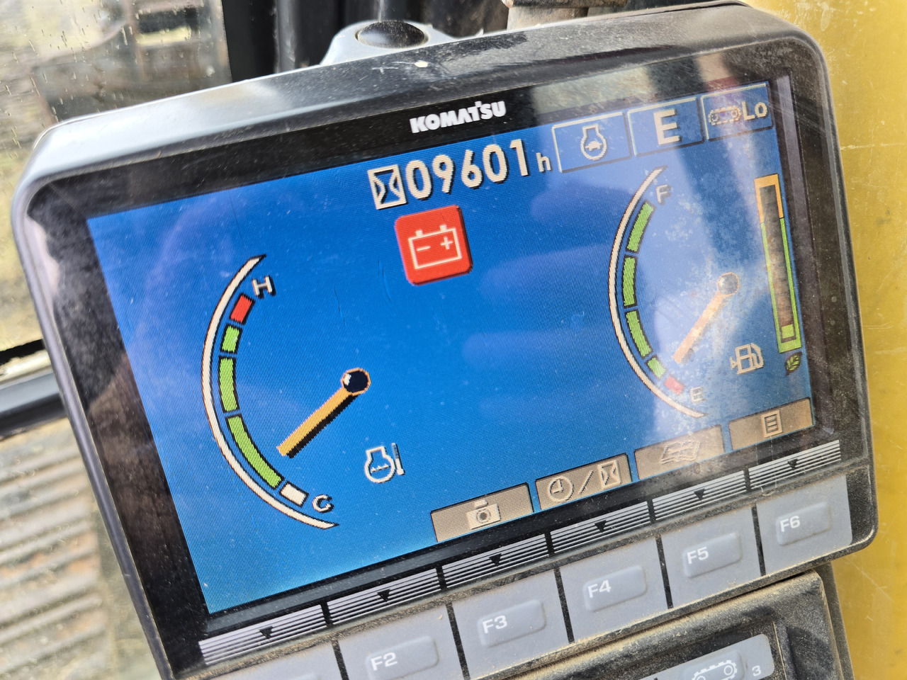 KOMATSU PS210LC-8 - Pelle sur chenille: photos 2 KOMATSU PS210LC-8 - Pelle sur chenille: photos 2