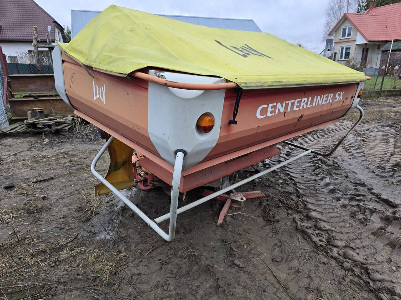 LELY Centerliner SX 2500 - Distributeur d'engrais: photos 1 LELY Centerliner SX 2500 - Distributeur d'engrais: photos 1