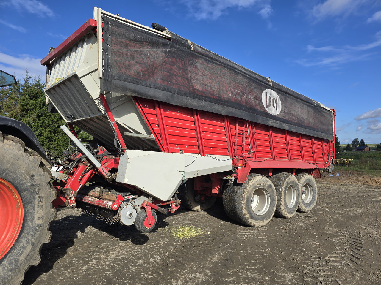 LELY Tigo XR 100D - Autochargeuse: photos 1 LELY Tigo XR 100D - Autochargeuse: photos 1