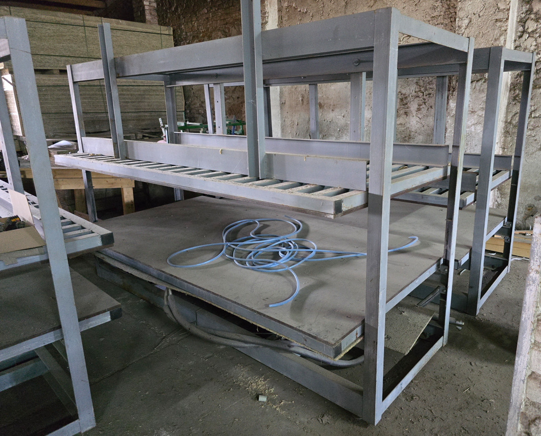 Prasa stół do klejenia płyt, drewna pneumatyczna regulowana 3 m - Machine à bois: photos 1 Prasa stół do klejenia płyt, drewna pneumatyczna regulowana 3 m - Machine à bois: photos 1