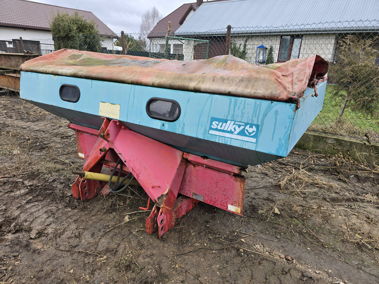 SULKY DPX 1500 L - Distributeur d'engrais: photos 1 SULKY DPX 1500 L - Distributeur d'engrais: photos 1