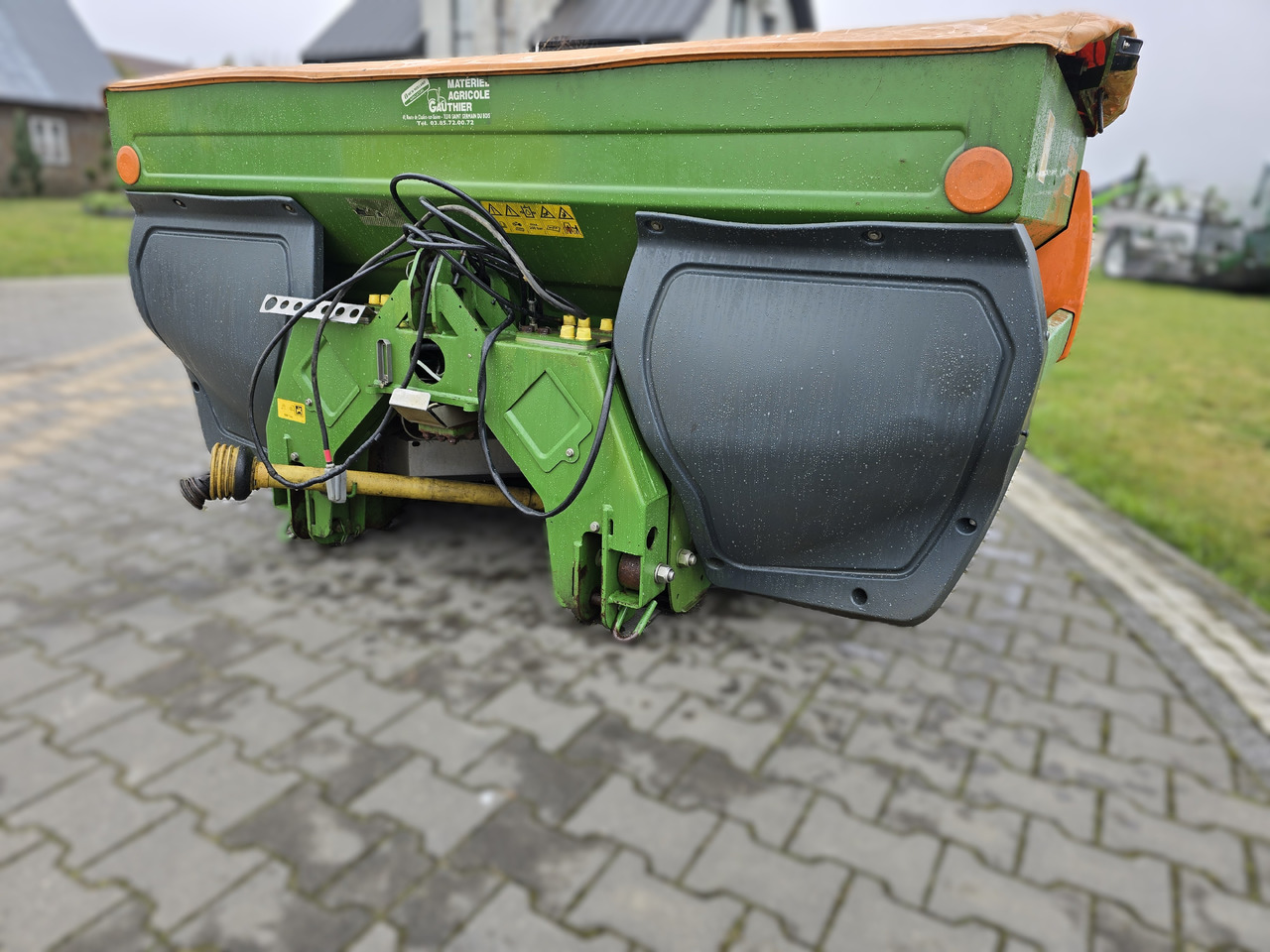 Amazone ROFIS SBS ZA-M 1501 - Distributeur d'engrais: photos 2 Amazone ROFIS SBS ZA-M 1501 - Distributeur d'engrais: photos 2