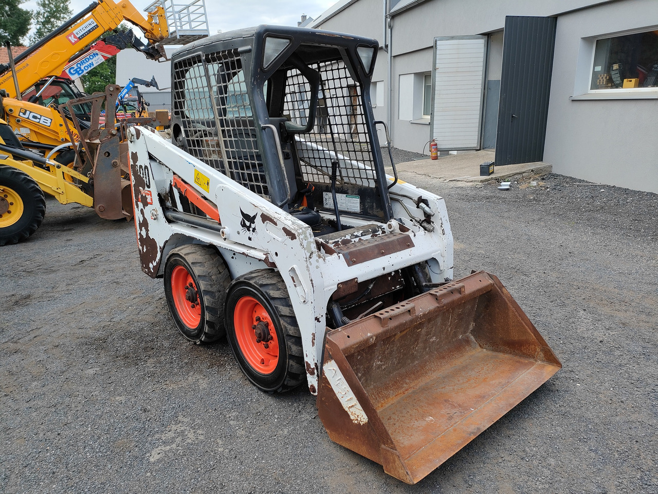 Bob cat s100 - Mini chargeuse: photos 3 Bob cat s100 - Mini chargeuse: photos 3