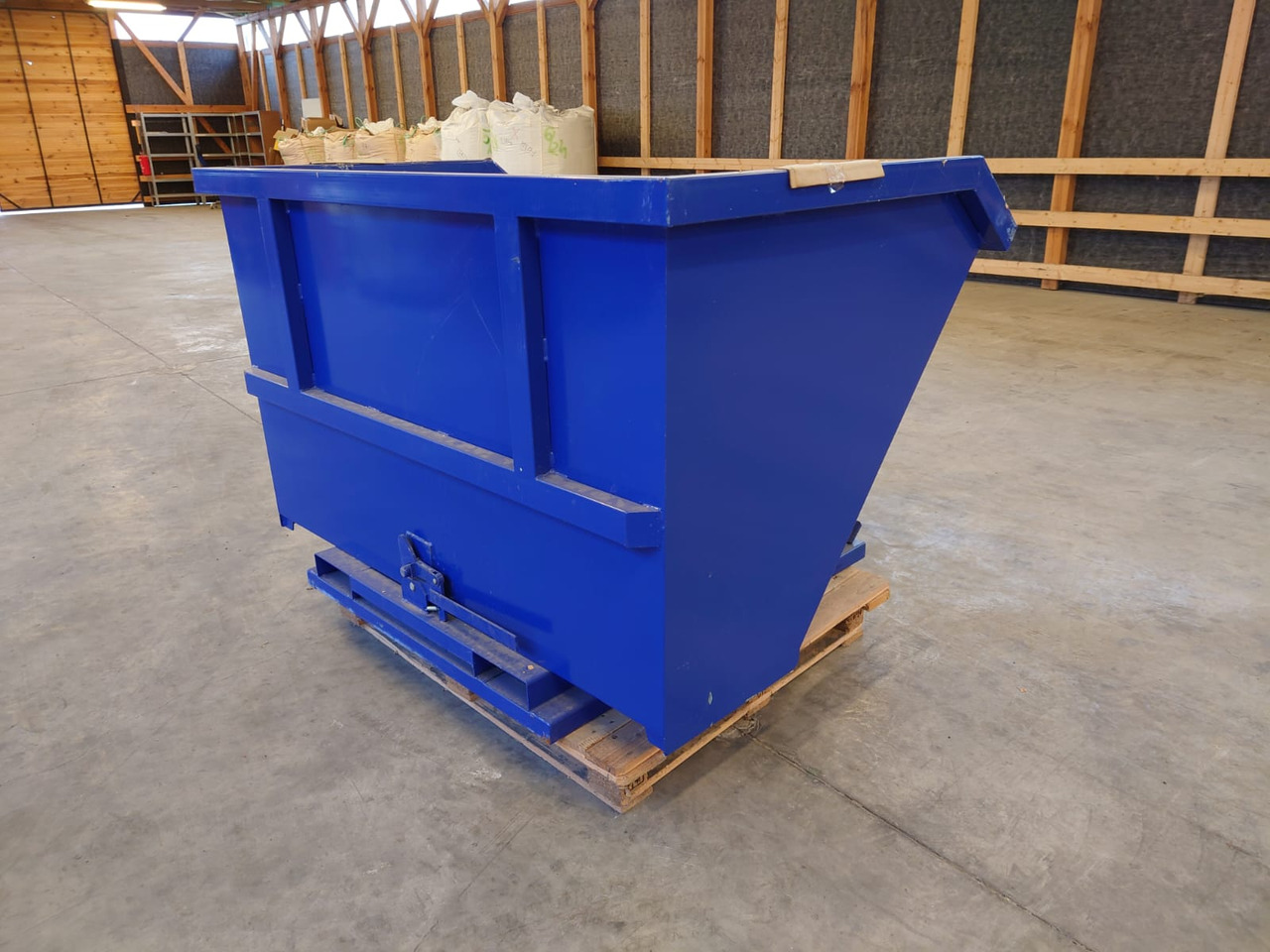 Inna 1,5 m3 - Chariot élévateur diesel: photos 3 Inna 1,5 m3 - Chariot élévateur diesel: photos 3