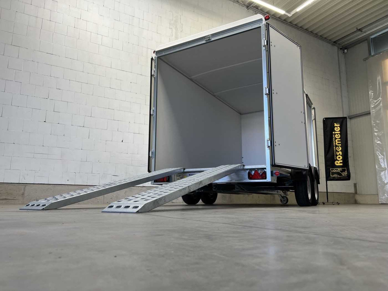 BOECKMANN KT 4018/27 H Eco XXL Tür Ramp Kofferanhänger - Remorque fourgon: photos 4 BOECKMANN KT 4018/27 H Eco XXL Tür Ramp Kofferanhänger - Remorque fourgon: photos 4