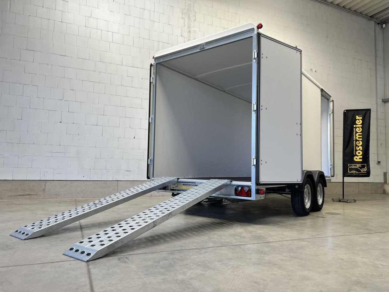 BOECKMANN KT 4018/27 H Eco XXL Tür Ramp Kofferanhänger - Remorque fourgon: photos 3 BOECKMANN KT 4018/27 H Eco XXL Tür Ramp Kofferanhänger - Remorque fourgon: photos 3