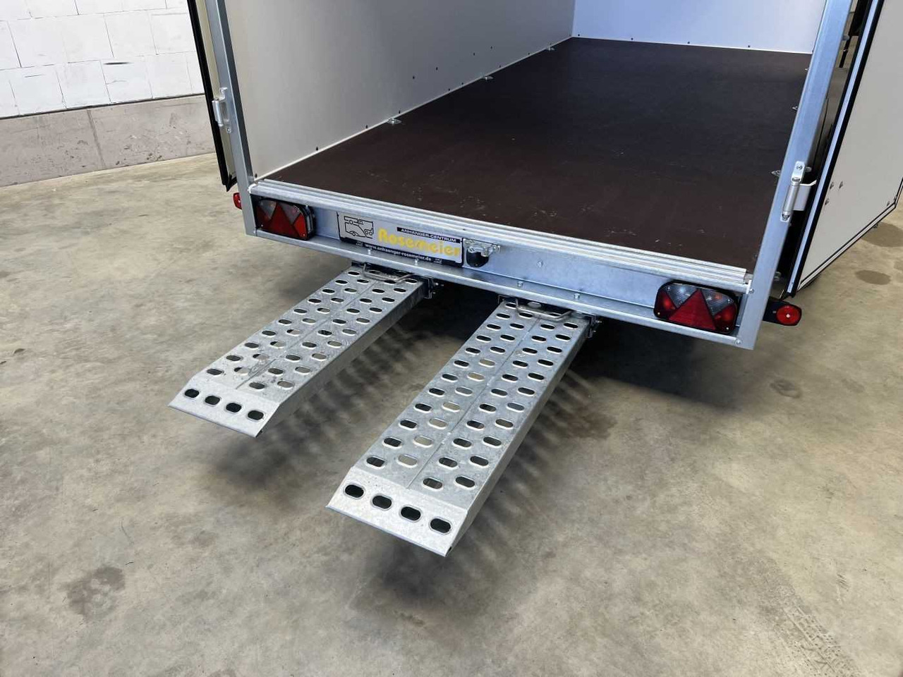 BOECKMANN KT 4018/27 H Eco XXL Tür Ramp Kofferanhänger - Remorque fourgon: photos 5 BOECKMANN KT 4018/27 H Eco XXL Tür Ramp Kofferanhänger - Remorque fourgon: photos 5