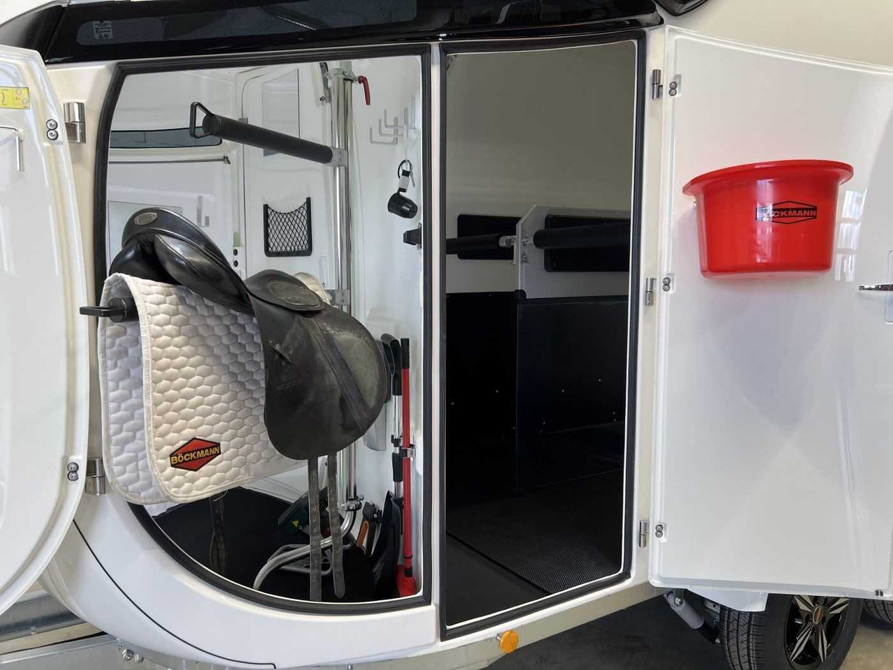 Van chevaux neuf BOECKMANN Neo L SR WCF Pferdeanhänger: photos 28