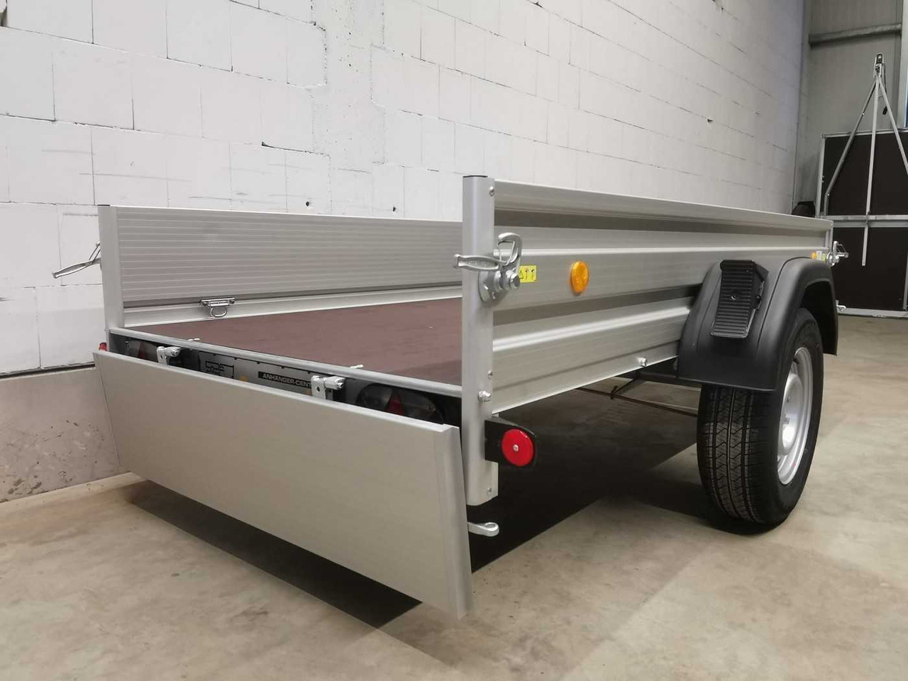 BOECKMANN TL-AL 2513/135 Stkl Kastenanhänger gebremst - Remorque voiture: photos 5 BOECKMANN TL-AL 2513/135 Stkl Kastenanhänger gebremst - Remorque voiture: photos 5