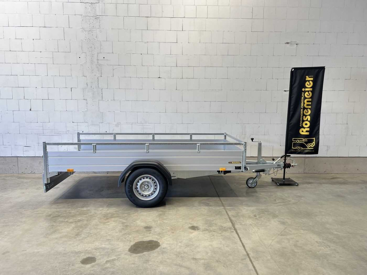 SARIS McAlu Pro 305 153 1500 1 Rampe Kastenanhänger ge - Remorque voiture: photos 1 SARIS McAlu Pro 305 153 1500 1 Rampe Kastenanhänger ge - Remorque voiture: photos 1