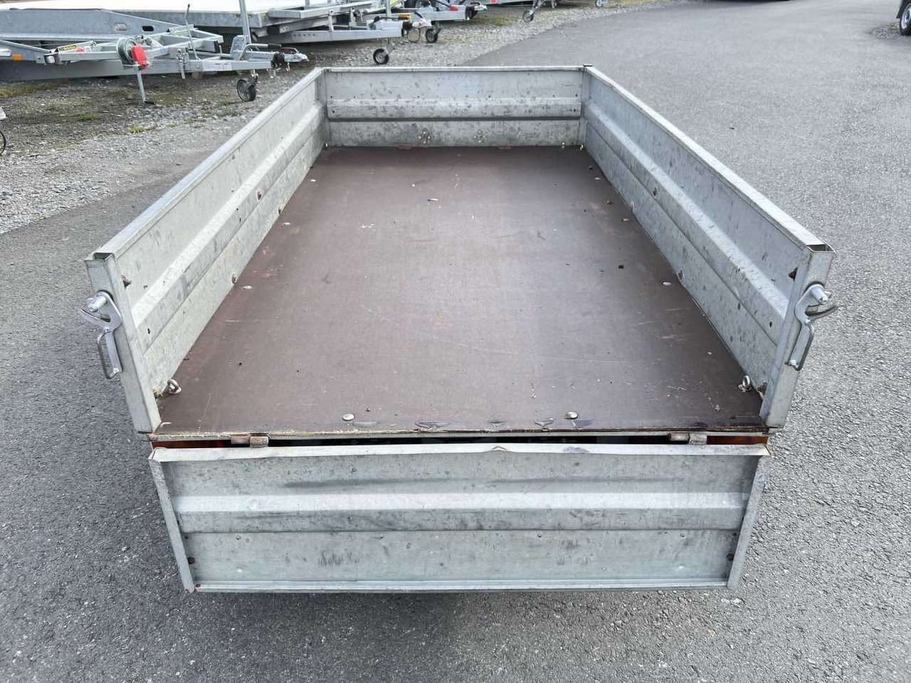 STEMA HP 85 Kastenanhänger gebremst - Remorque voiture: photos 3 STEMA HP 85 Kastenanhänger gebremst - Remorque voiture: photos 3