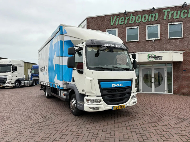 DAF LF 210 LF210 4X2 / Slaapcabine / 11.990KG / D'hollandia 1.50KG / DAF dealer onderhoud - Camion fourgon: photos 1 DAF LF 210 LF210 4X2 / Slaapcabine / 11.990KG / D'hollandia 1.50KG / DAF dealer onderhoud - Camion fourgon: photos 1