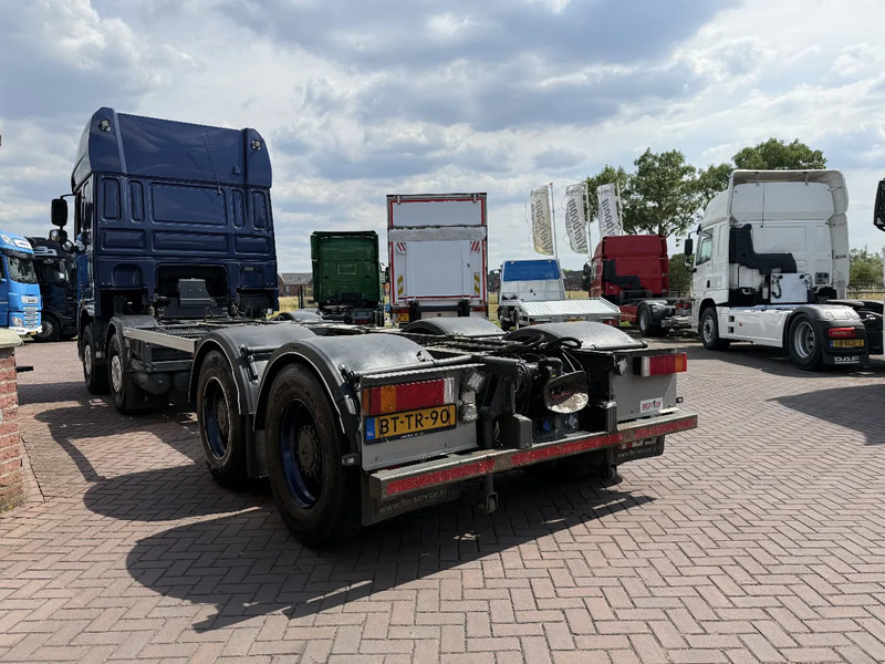 DAF XF 105 XF105-510 8X4 CHASSIS-RETARDER-HOLLAND TRUCK - Châssis cabine: photos 5 DAF XF 105 XF105-510 8X4 CHASSIS-RETARDER-HOLLAND TRUCK - Châssis cabine: photos 5