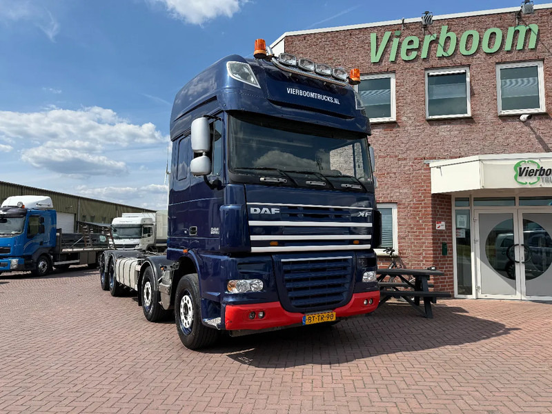 DAF XF 105 XF105-510 8X4 CHASSIS-RETARDER-HOLLAND TRUCK - Châssis cabine: photos 1 DAF XF 105 XF105-510 8X4 CHASSIS-RETARDER-HOLLAND TRUCK - Châssis cabine: photos 1
